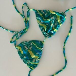 Mirror Palais triangle bikini top